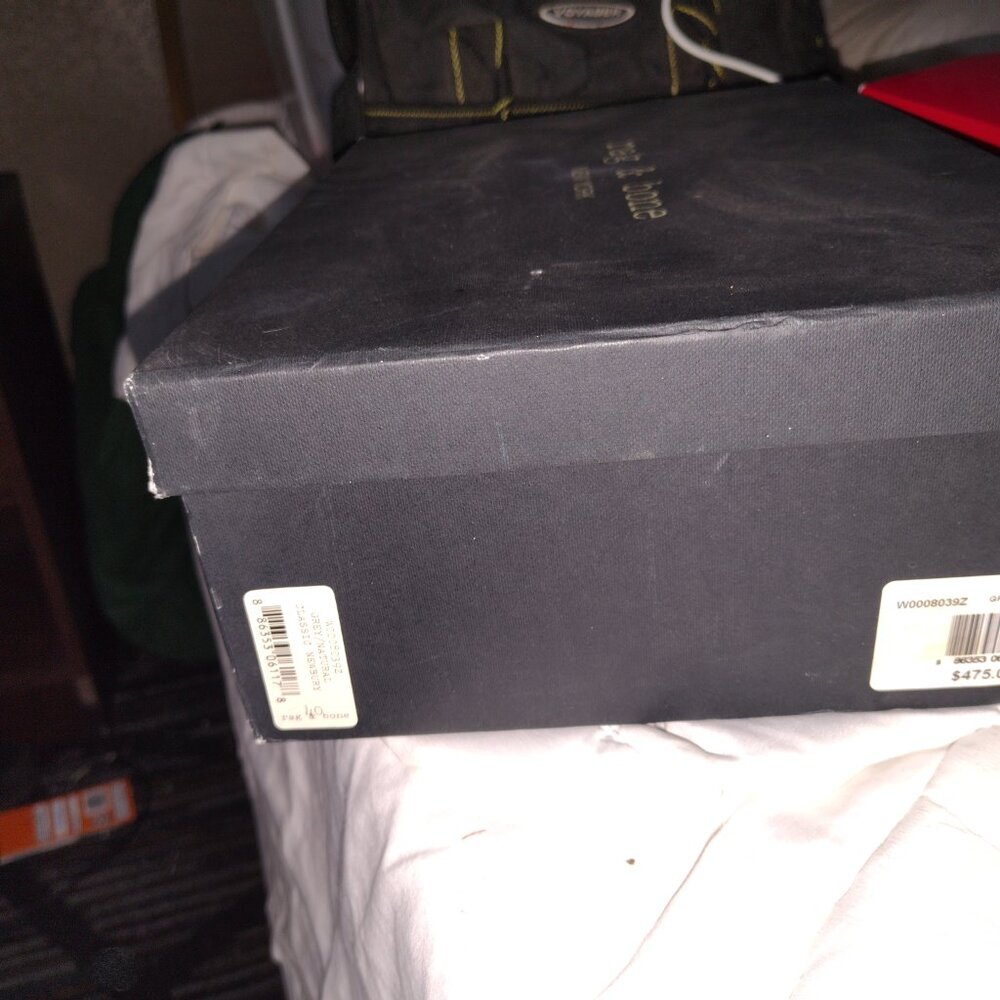 Boots - Picture 3 of 3